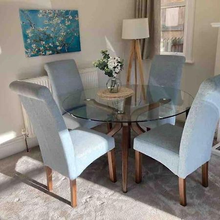 Garden Apartment, Central Harrogate With Parking Kültér fotó