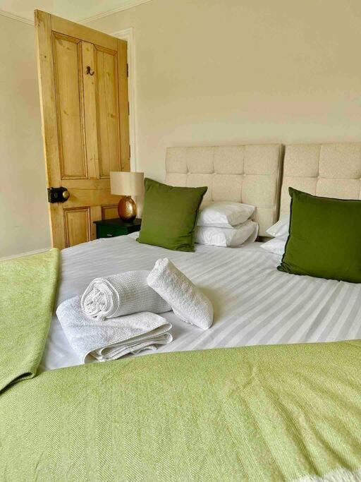 Garden Apartment, Central Harrogate With Parking Kültér fotó